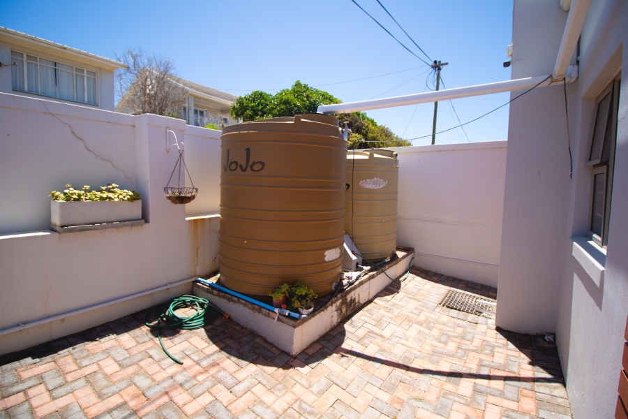 4 Bedroom Property for Sale in C Place Eastern Cape